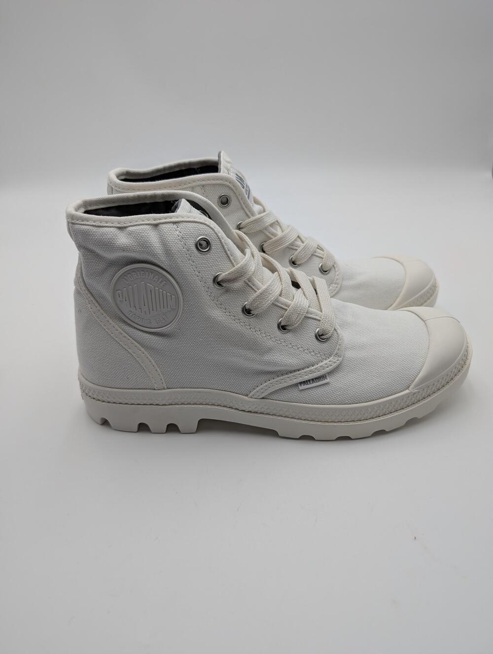 Palladium Boots Womens Size 9 White Canvas Ankle Combat Lug Sole 92352-116-M